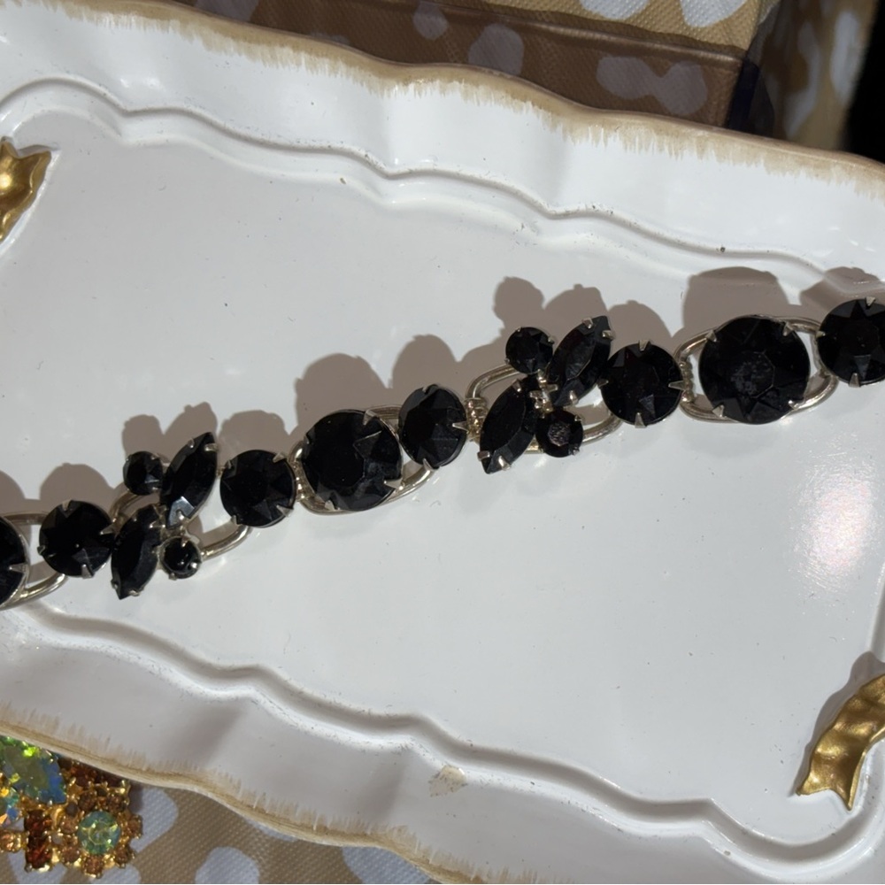 Verified Julians Black and Silver Prong Set Bracelet- 7”